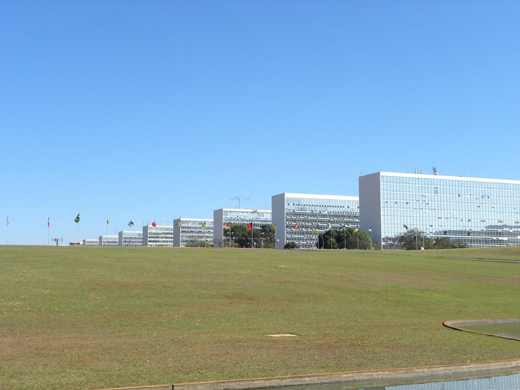 brasilia-esplanada-dos-ministerios